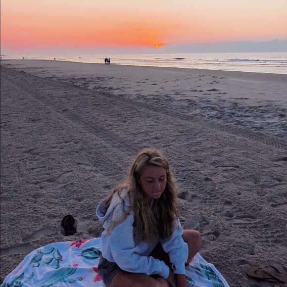 Meet your Posher, Sydney - Picture 2 of 5